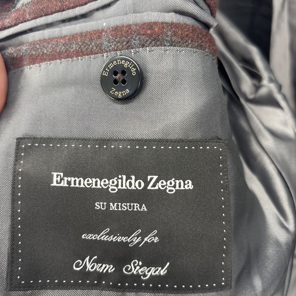 Ermenegildo Zegna Mila Blazer Mens EUR 54L US 44 L Red Plaid Wool Cashmere - Picture 2 of 14